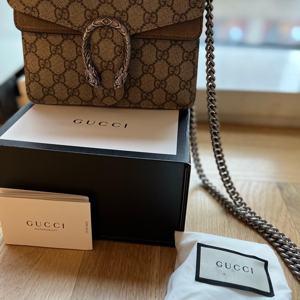 GUCCI Dionysus GG Supreme mini bag